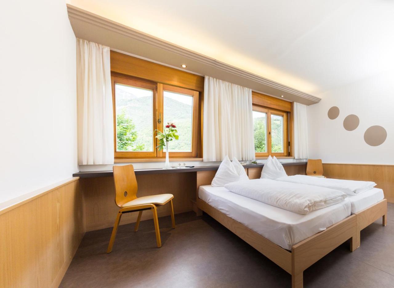 Pension Lichtenburg Nalles Exterior foto